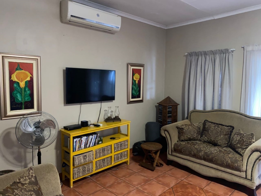 2 Bedroom Property for Sale in Waterval East North West